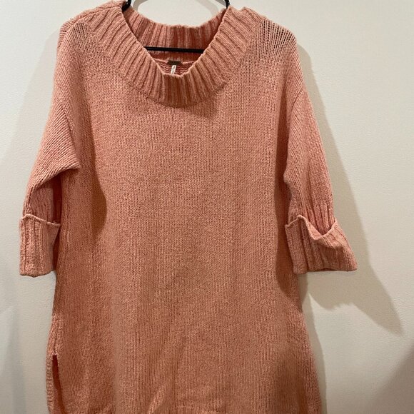 Free People Oversized Sweater Quarter Sleeve Crew Neck Size XS - Picture 1 of 3